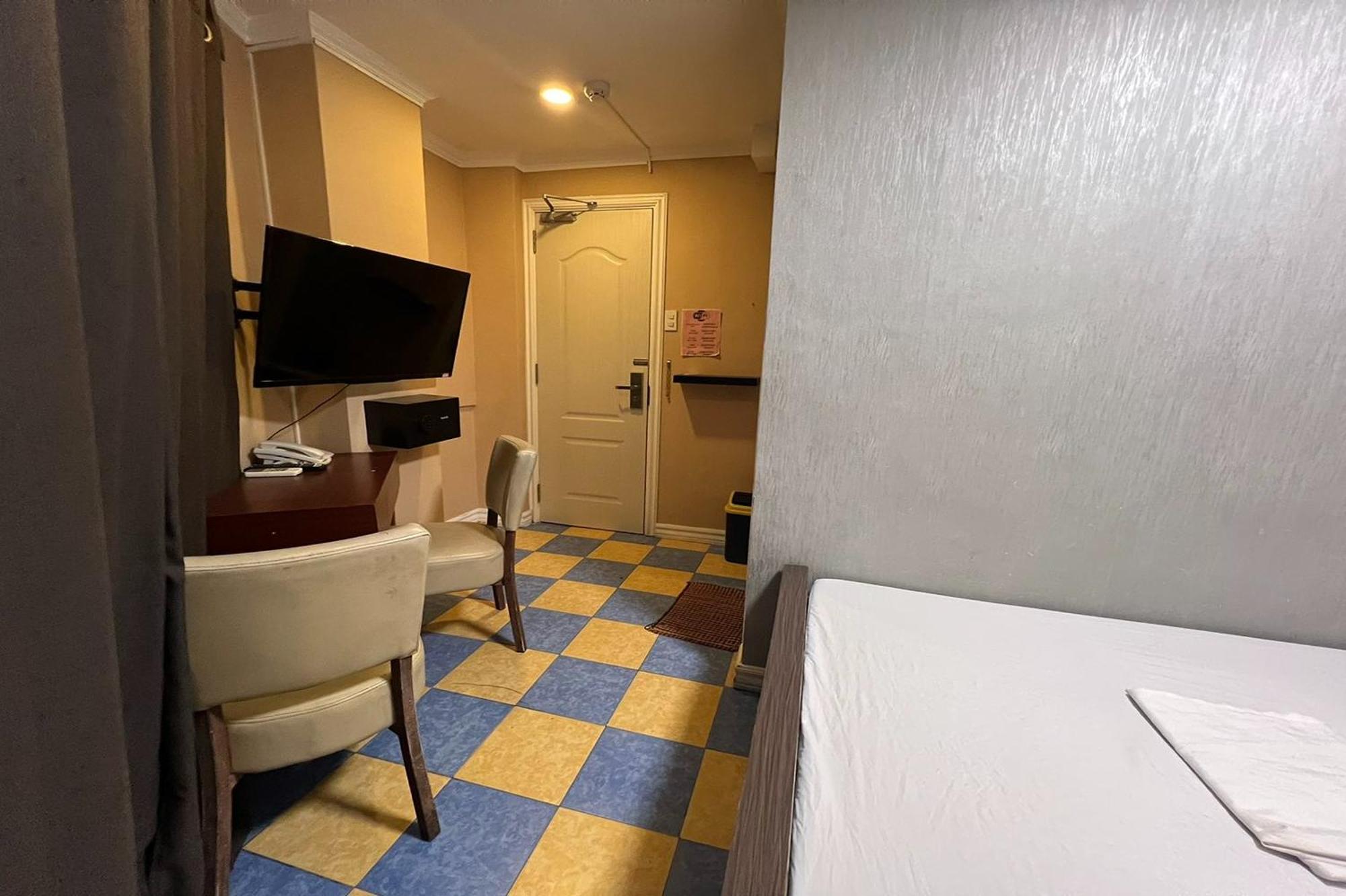 Remedios Hotel Manila City Center Екстериор снимка